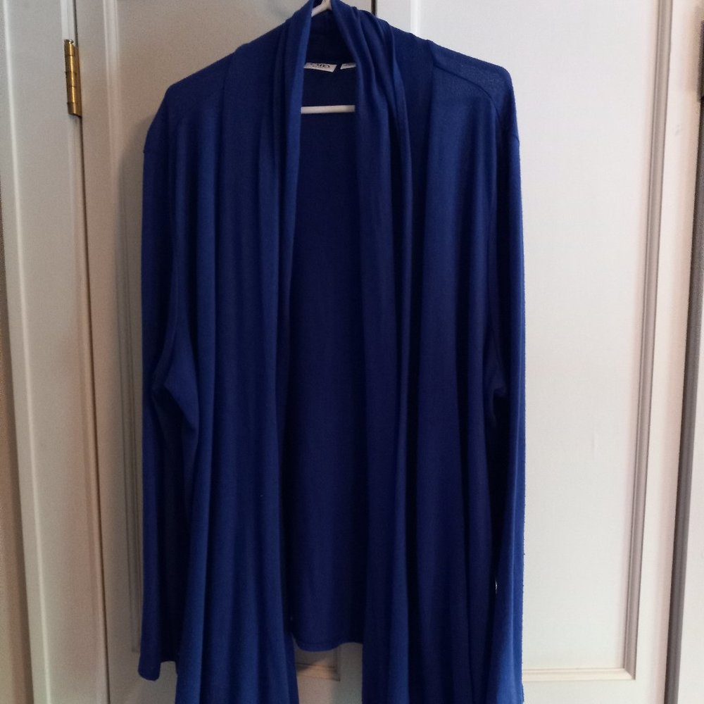 Woman's Cato 26W 28W Fly Away Bright Blue Sweater Cardigan